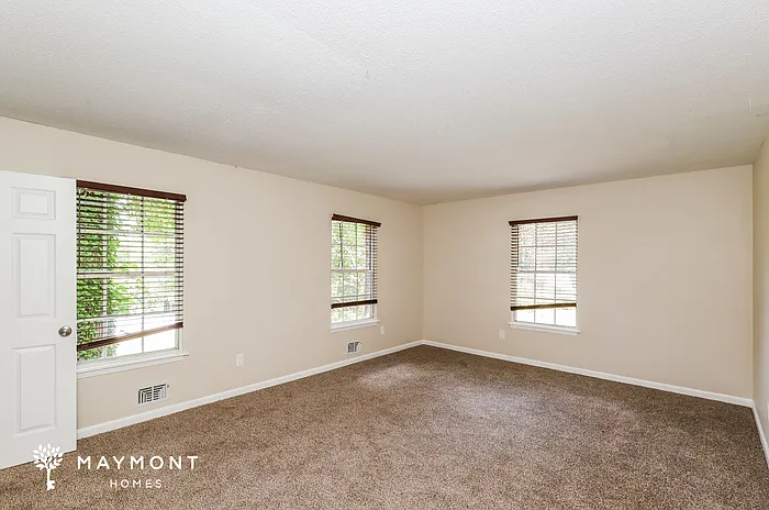 1684 Regency Pl — Photo 5
