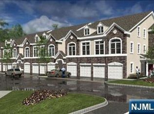 1A Sweeney Ct, Montvale, NJ 07645