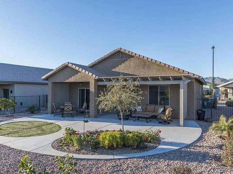 22407 W Morning Glory St — Photo 44