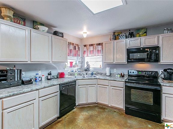 5th image of 3500 Saul Dr