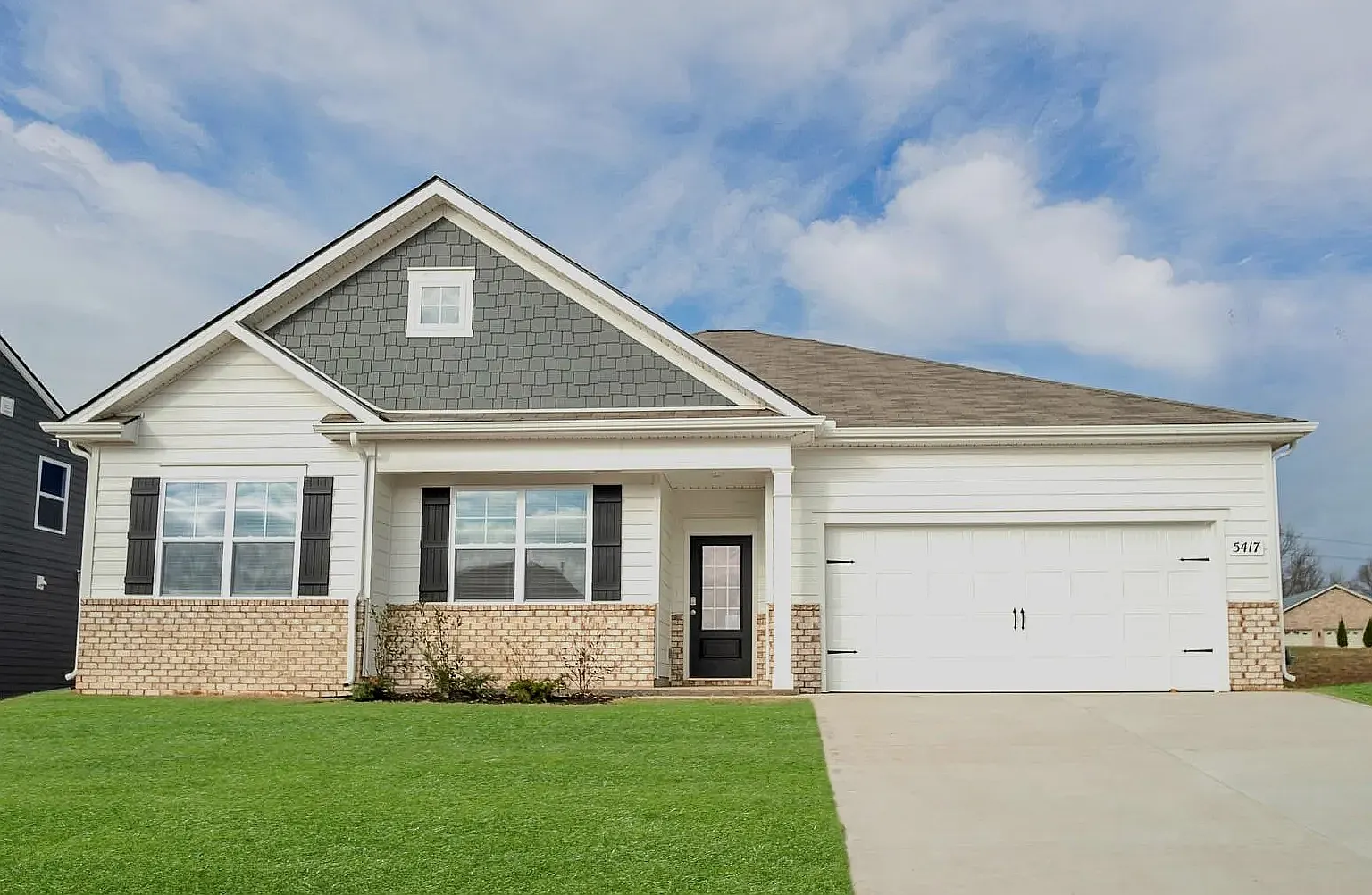 4 bed, 2431 sqft, $2,700 — Photo 1