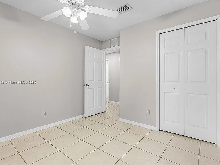 2412 Millie Ave S #2412 — Photo 15