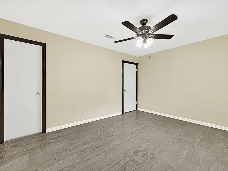 4806 Hickorygate Dr — Photo 17