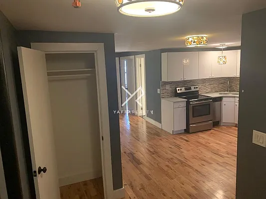 Rented by Yaffa Realty LLC | media 19