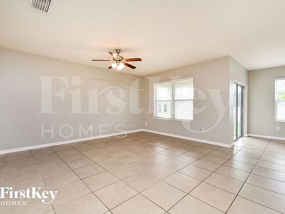 3rd image of 1020 NW 10th St
