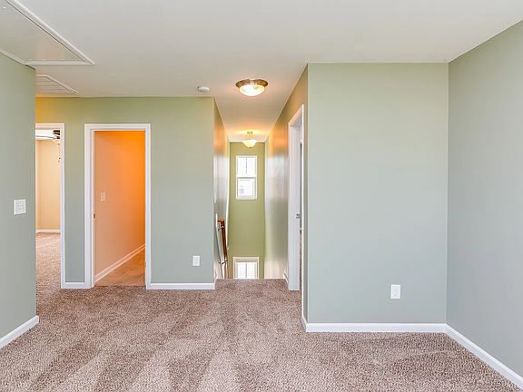 5th image of 1023 Oak Park Dr