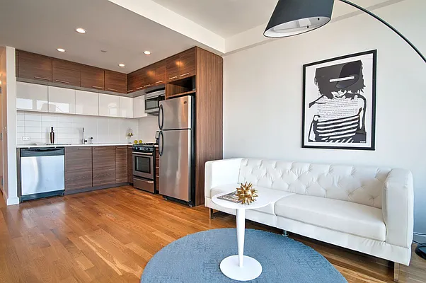 Rented by Compass | media 19