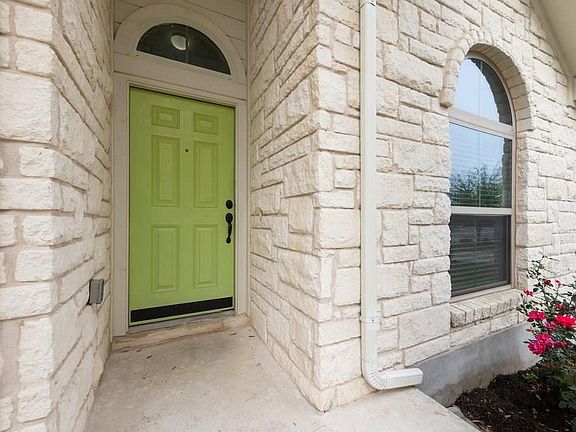 3rd image of 2700 Cottonwood Shores Dr