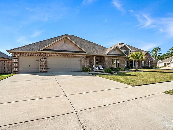 3rd image of 1506 Areca Palm Dr