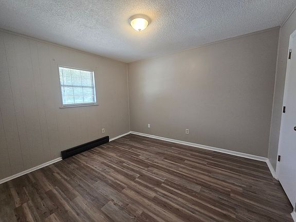 5th image of 208 Julian Ave #C-208jul