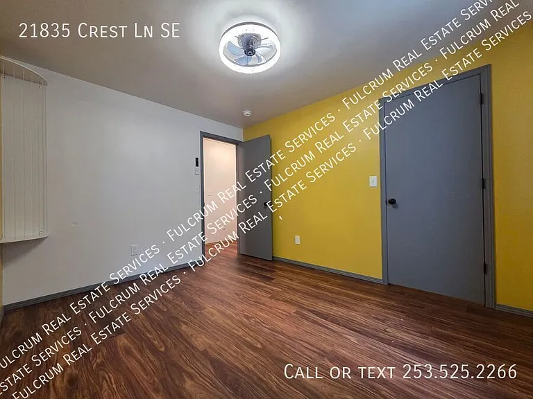 21835 Crest Ln SE — Photo 17