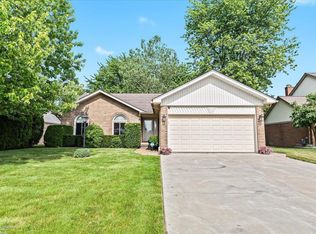 49351 Heath Place Ct, Chesterfield, MI 48047