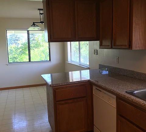 4th image of 18893 Sara Park Cir