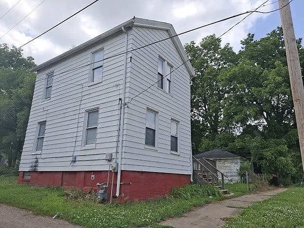 411 Morgan St — Photo 3