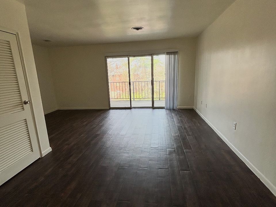 1st image of 4805 Glenway Ave APT 35