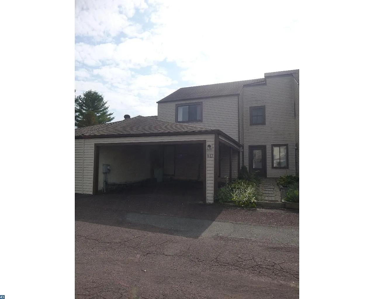 461 Bridge St photo 1
