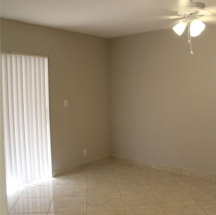 1st image of 12199 Royal Palm Blvd
