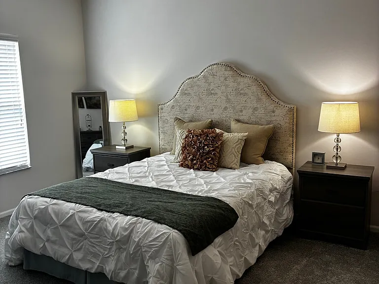 Chantry Village Apartments — Photo 20
