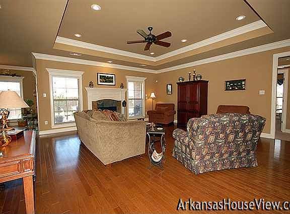 2nd image of 4825 Park Place Dr
