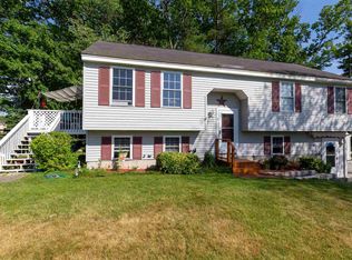 1 Labonville Ave, Hooksett, NH 03106