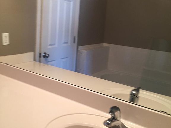 4th image of 8823 Timber Creek Ln #3