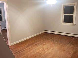 648 Hillcrest Ave, Morrisville, PA