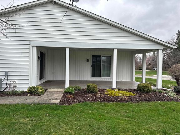 4th image of 1112 Orchard Circle Dr