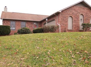 178 Bart Green Dr, Johnson City, TN 37615