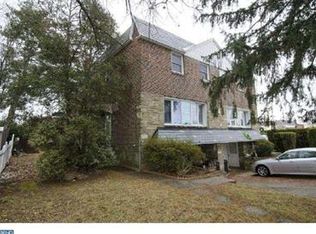1902 Witler St, Philadelphia, PA 19115