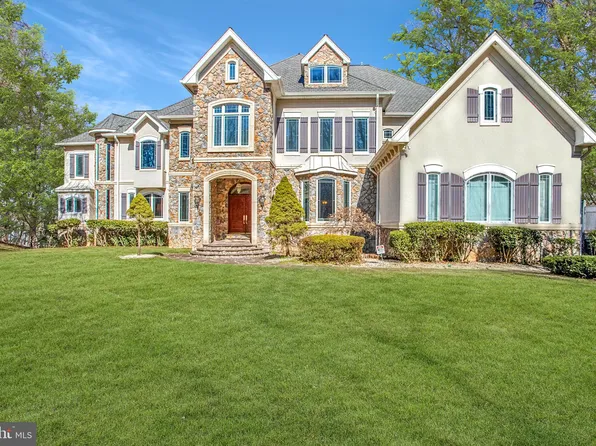 7024 Green Oak Dr, Mc Lean, VA 22101