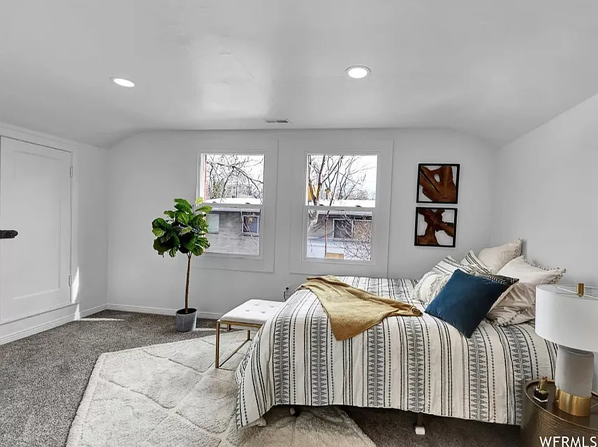 1 bed, 700 sqft, $1,600 — Photo 3