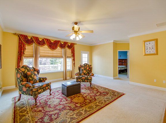 3rd image of 2935 Cullison Ct