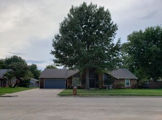 7008 S Oak Ave, Broken Arrow, OK 74011