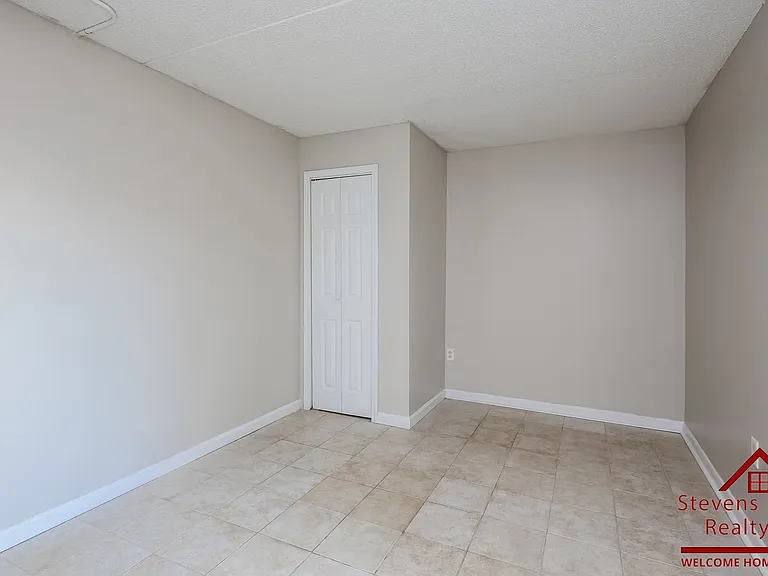 Ridge Terrace Apartments — Photo 48