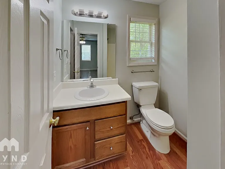 2024 Julian Ln — Photo 13