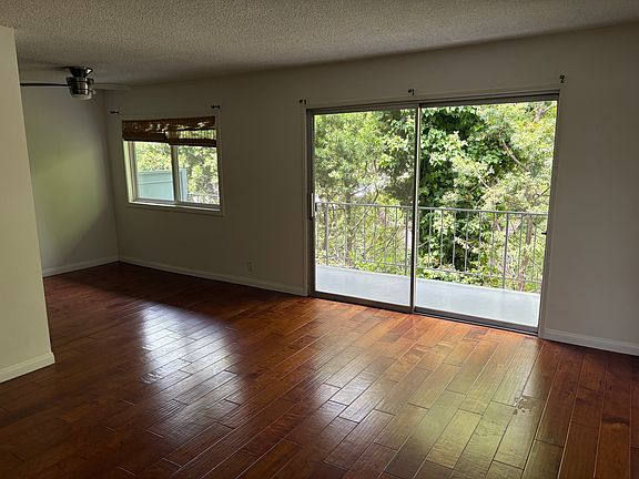 3rd image of 1018 Euclid St APT 204