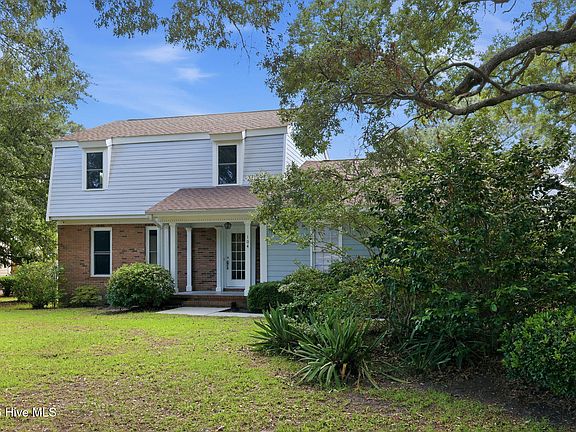 4th image of 104 Gull Harbor Drive