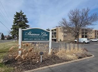 1855 Silver Bell Rd APT 321, Eagan, MN 55122