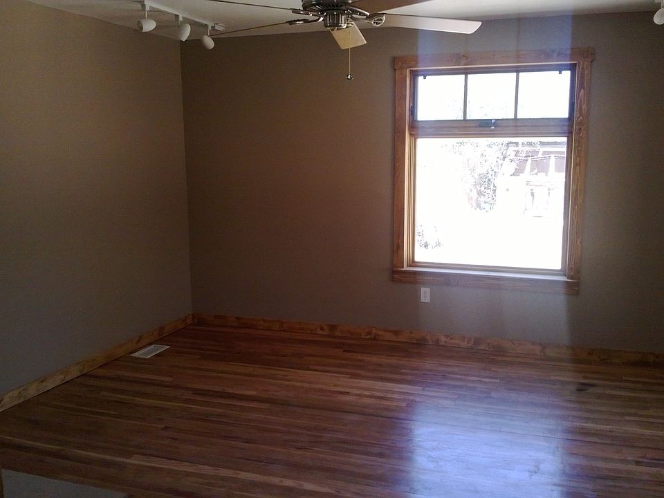 1st image of 421 1/2 E Coronado Rd