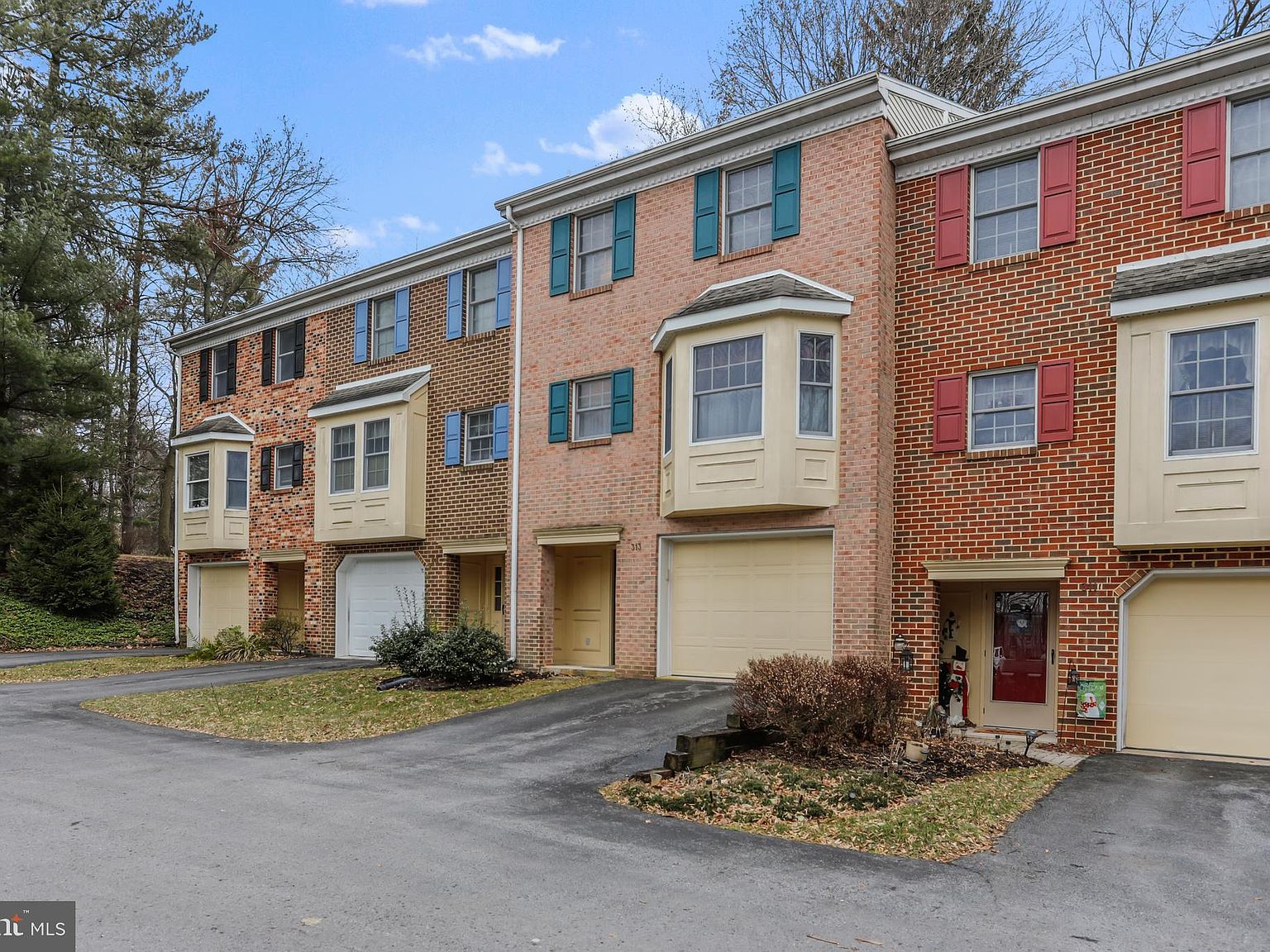 313 Valley View Dr, Waynesboro, PA 17268 | Zillow