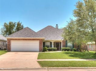 1610 S Lexington Dr, Bossier City, LA 71111