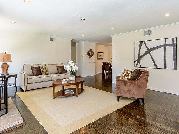 5th image of 2304 Cheshire Way