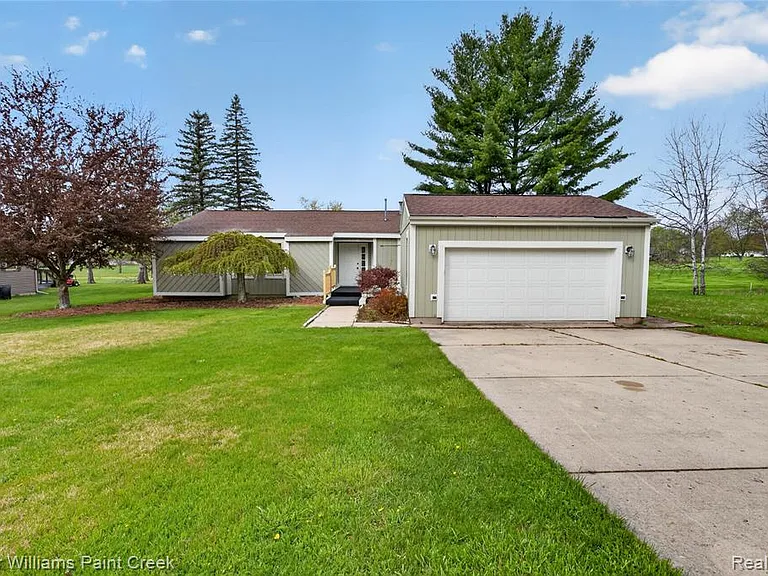 1727 Linksview Way — Photo 2