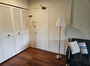 2104 Pauline Blvd, Ann Arbor, MI 48103
