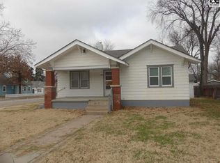 128 W 15th Ave, Hutchinson, KS 67501