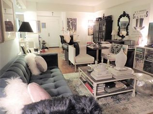 40 Central Park #14I, New York, NY 10019