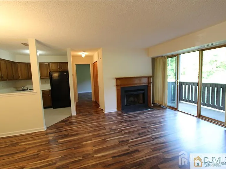 1103 Aspen Dr — Photo 8