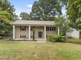 1609 Jett Rd, Maryville, TN 37804