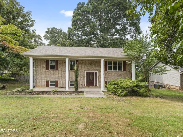 1609 Jett Rd, Maryville, TN 37804