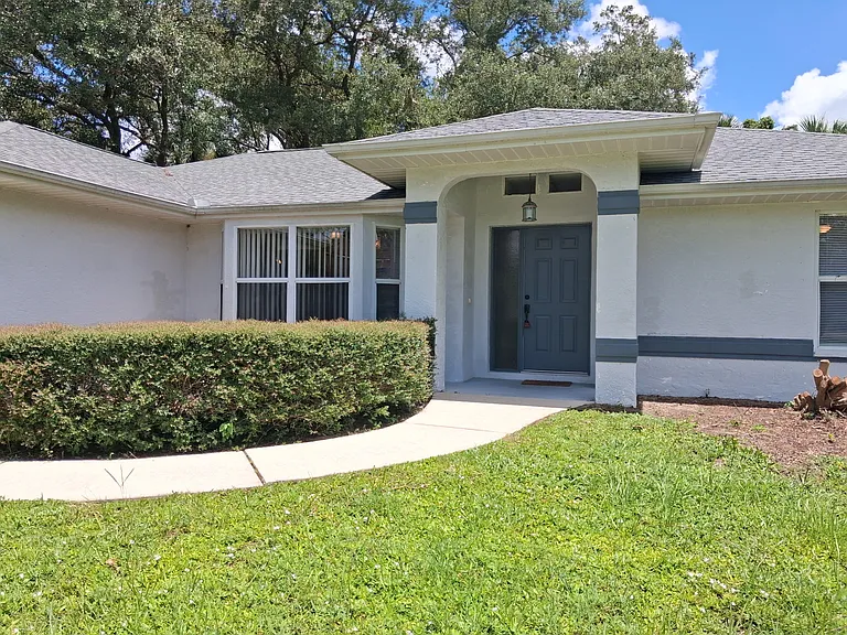 2420 Dumont Ln — Photo 1
